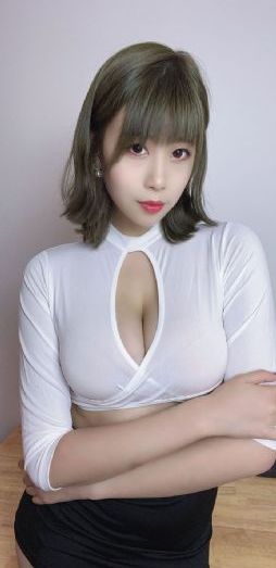 欧美职业装美女白领_BD日韩免费观看